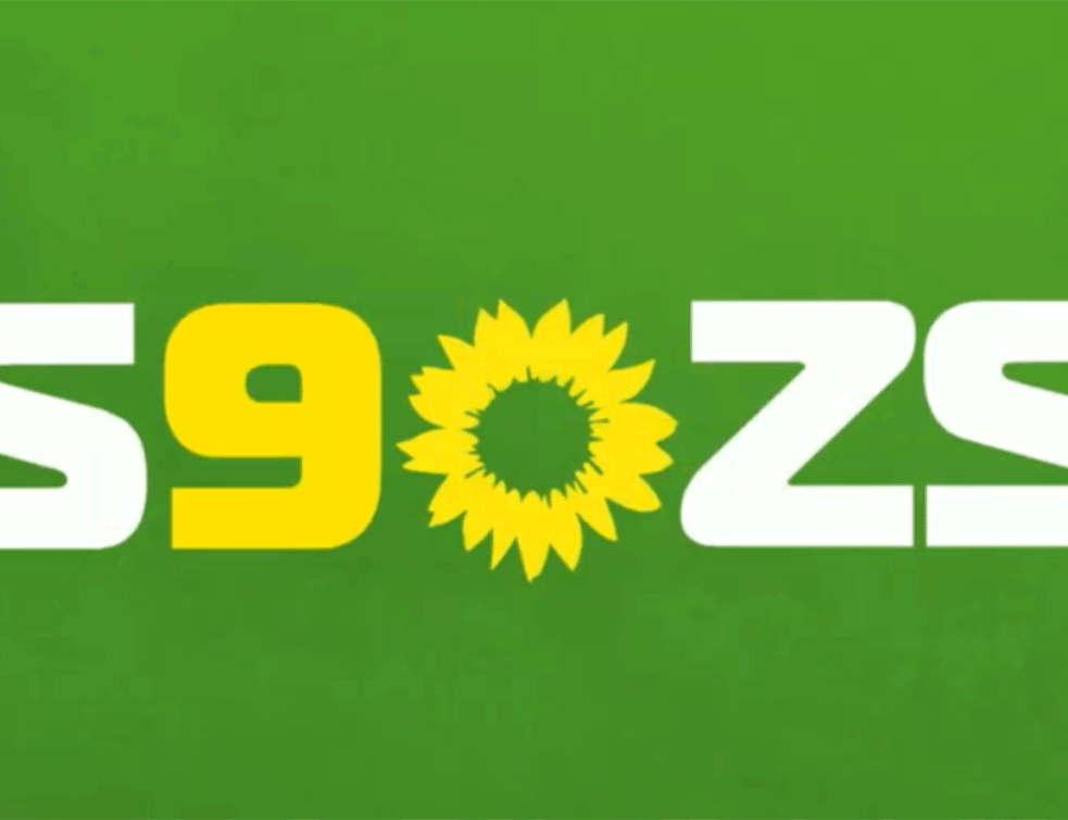 s90